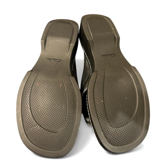 Clarks Black Leather Slide Sandals - Picture 6 of 7
